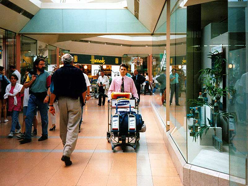 Return. Frankfurt airport